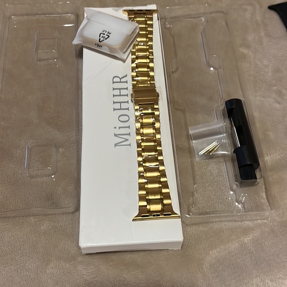 MioHHR 42MM ❤️💙 Apple Watch band 💙❤️💙❤️ - Picture 4 of 6